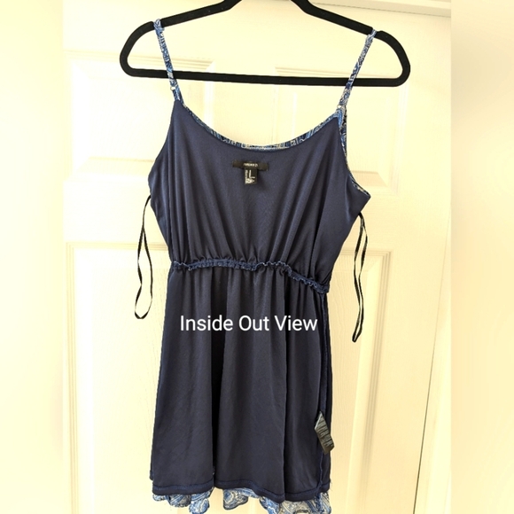 Mini Dress - Blue and White Patterned - Picture 3 of 10